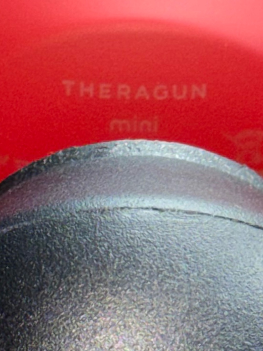 Theragun Mini | Limited Edition (PRODUCT) RED - Picture 5 of 14